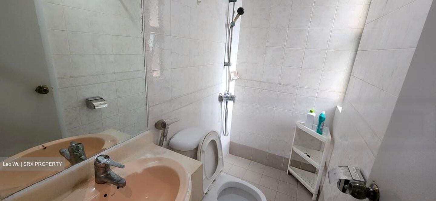 West Bay Condominium (D5), Condominium #460122861